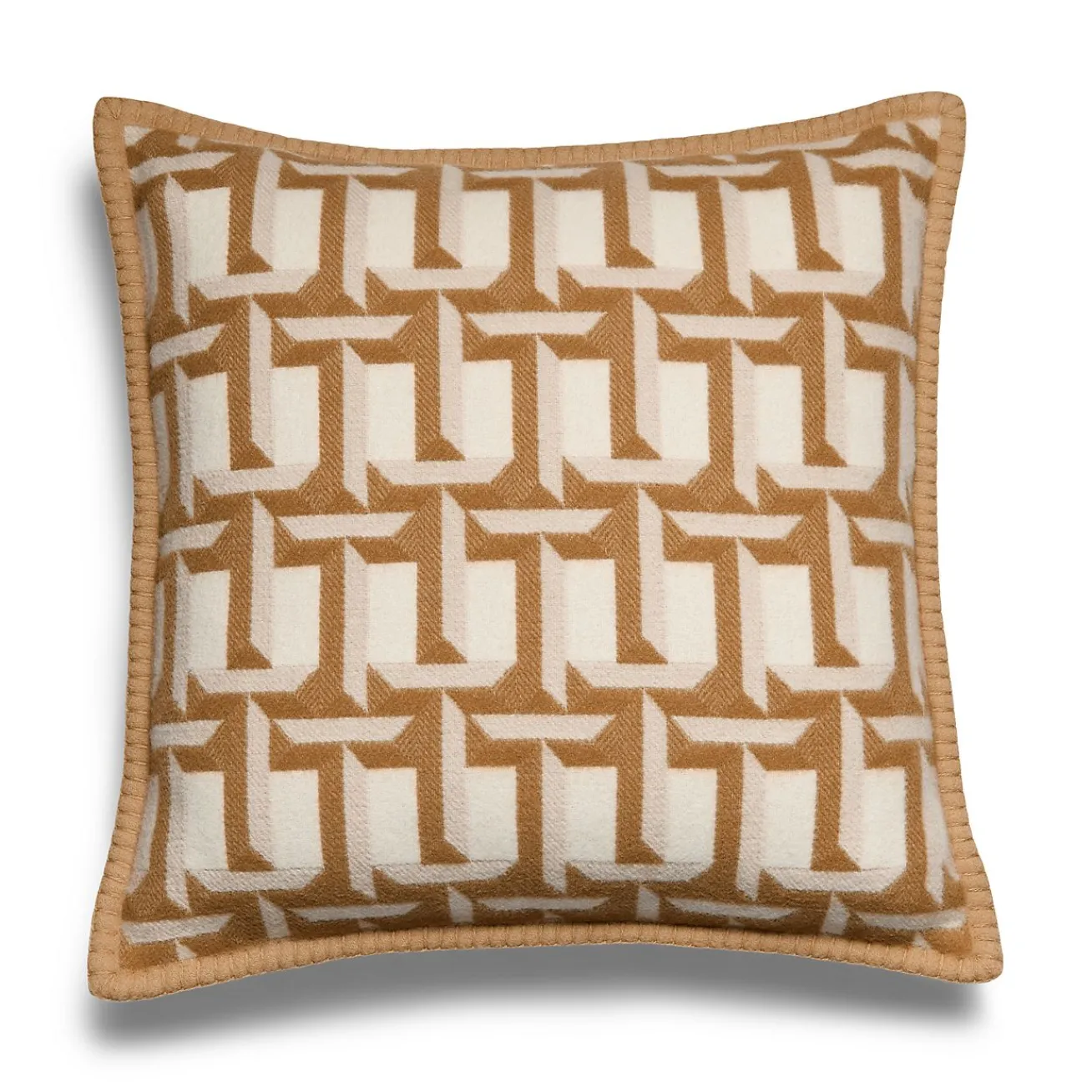Tiffany & Co. Tiffany T True Cushion | ^ The Couple|Wedding Gifts