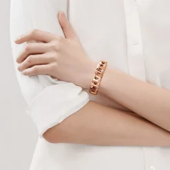 Tiffany & Co. Tiffany T True hinged bracelet in 18k rose gold, medium. | ^ Bracelets|Men's Jewelry