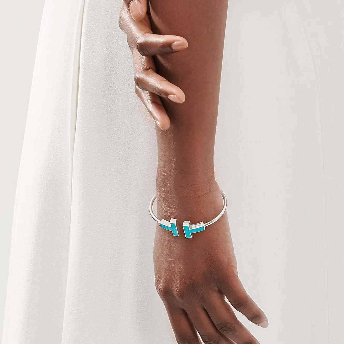 Tiffany & Co. Tiffany T wide turquoise wire bracelet in 18k white gold, medium. | ^ Bracelets|Colored Gemstone Jewelry