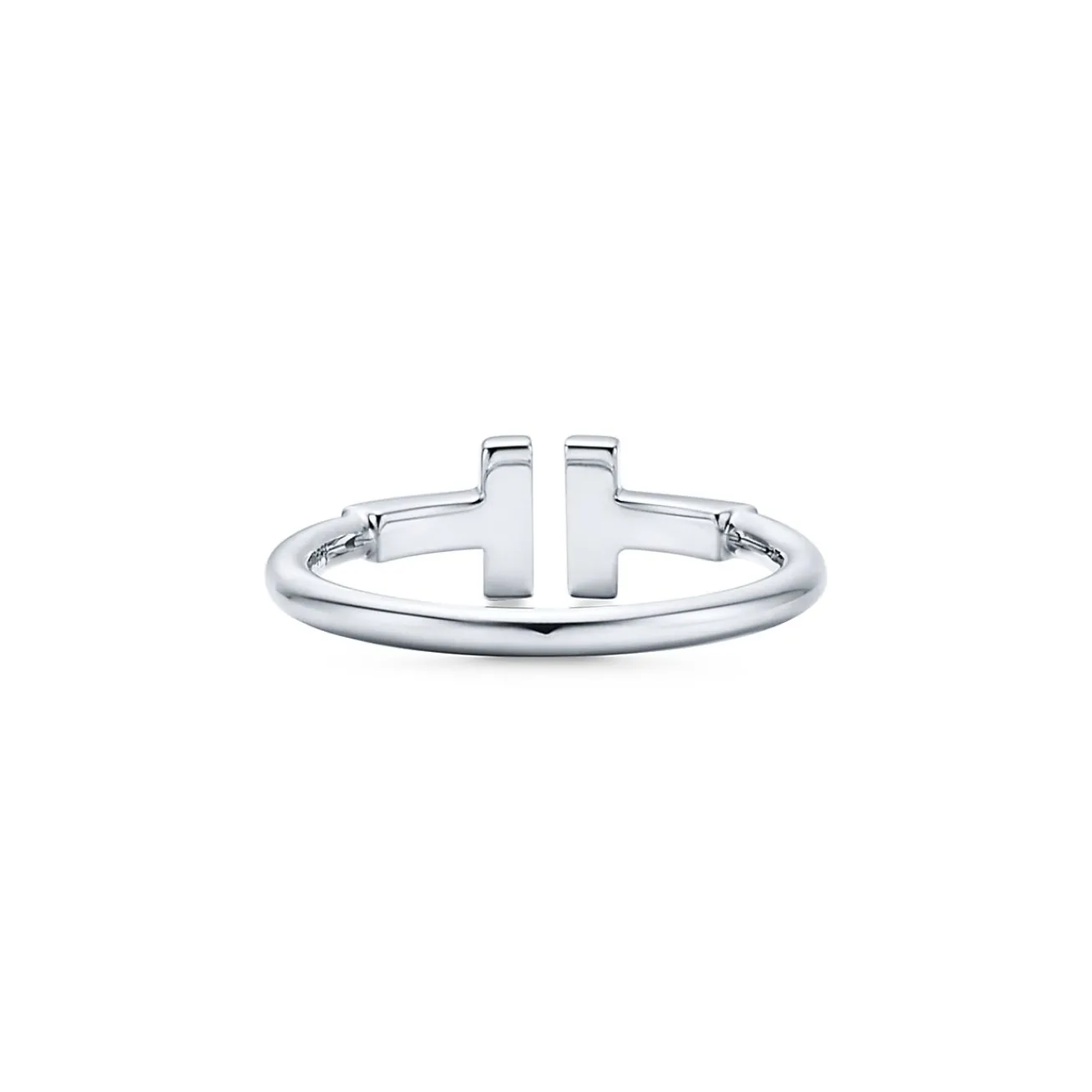 Tiffany & Co. Tiffany T wire ring in 18k white gold. | ^ Rings|Men's Jewelry