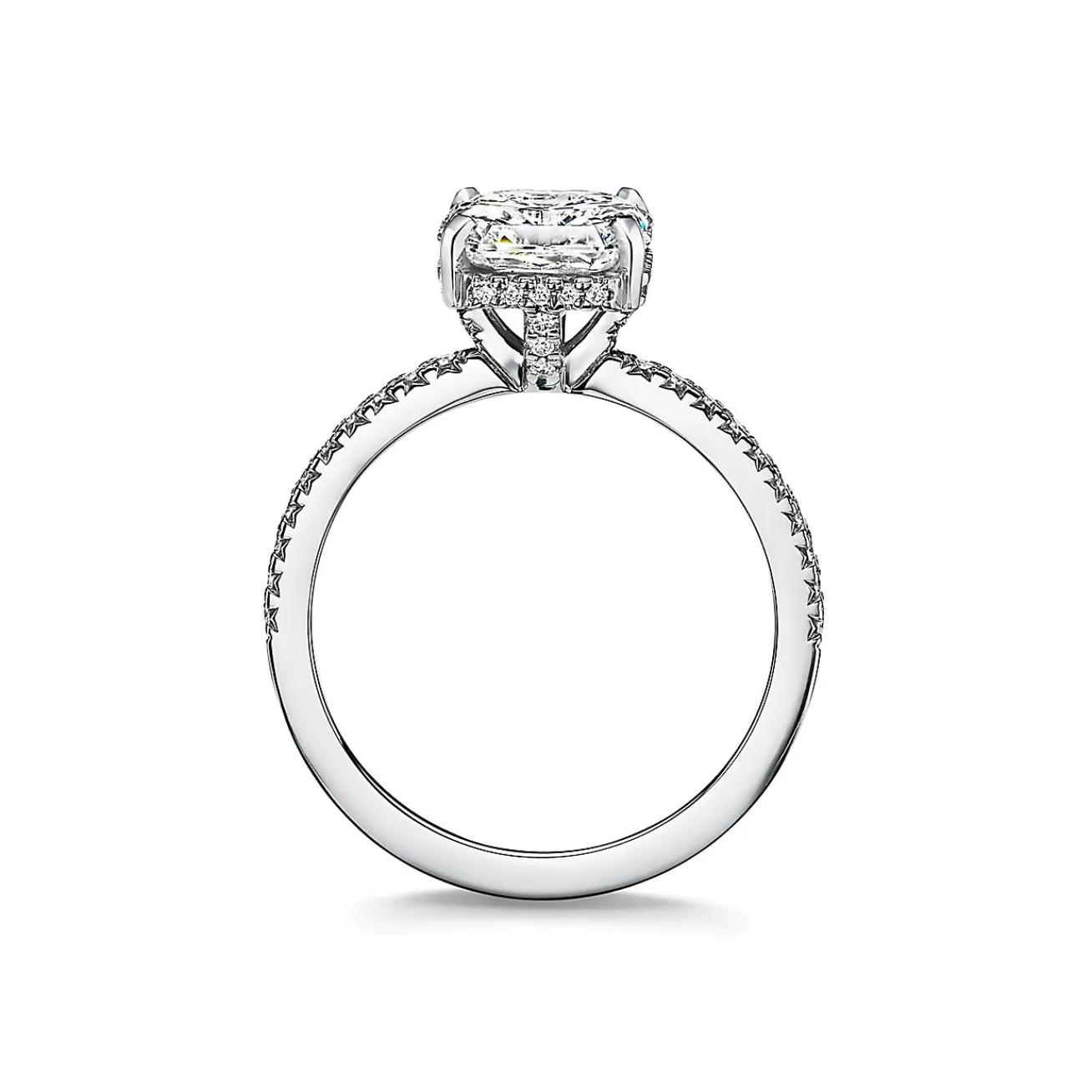 Tiffany & Co. Tiffany True® engagement ring in platinum: an icon of modern love. | ^ Engagement Rings