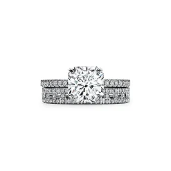 Tiffany & Co. Tiffany True® engagement ring in platinum: an icon of modern love. | ^ Engagement Rings