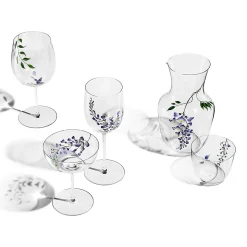 Tiffany & Co. Tiffany Wisteria White Wine Glass in Glass | ^ The Couple|Wedding Gifts